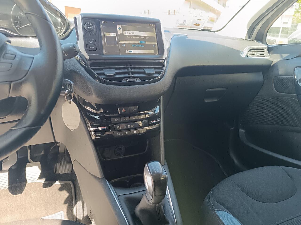 Peugeot 208 1.2 VTI Allure 80.000KM