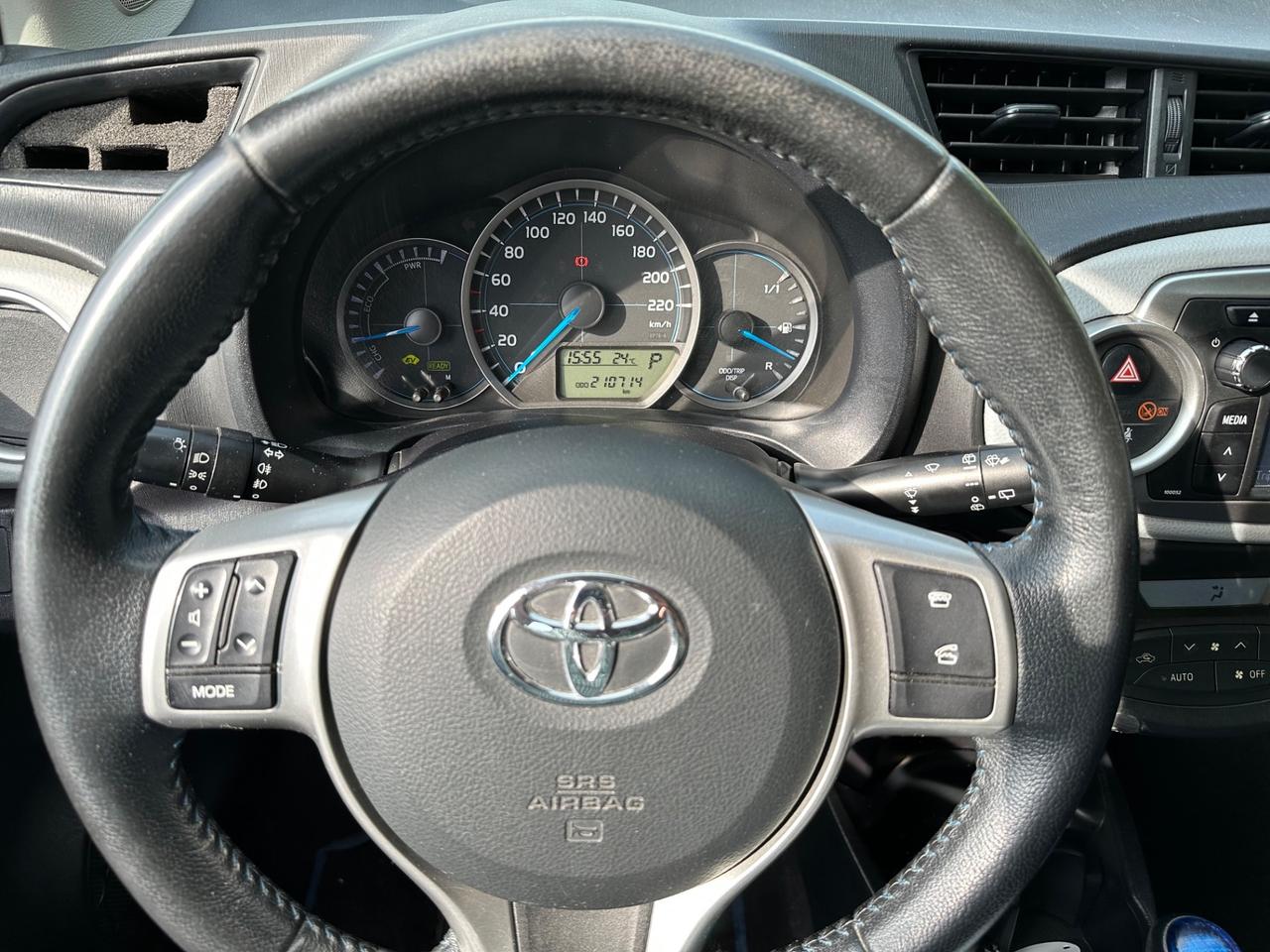 Toyota Yaris 1.5 Hybrid 5 porte Lounge