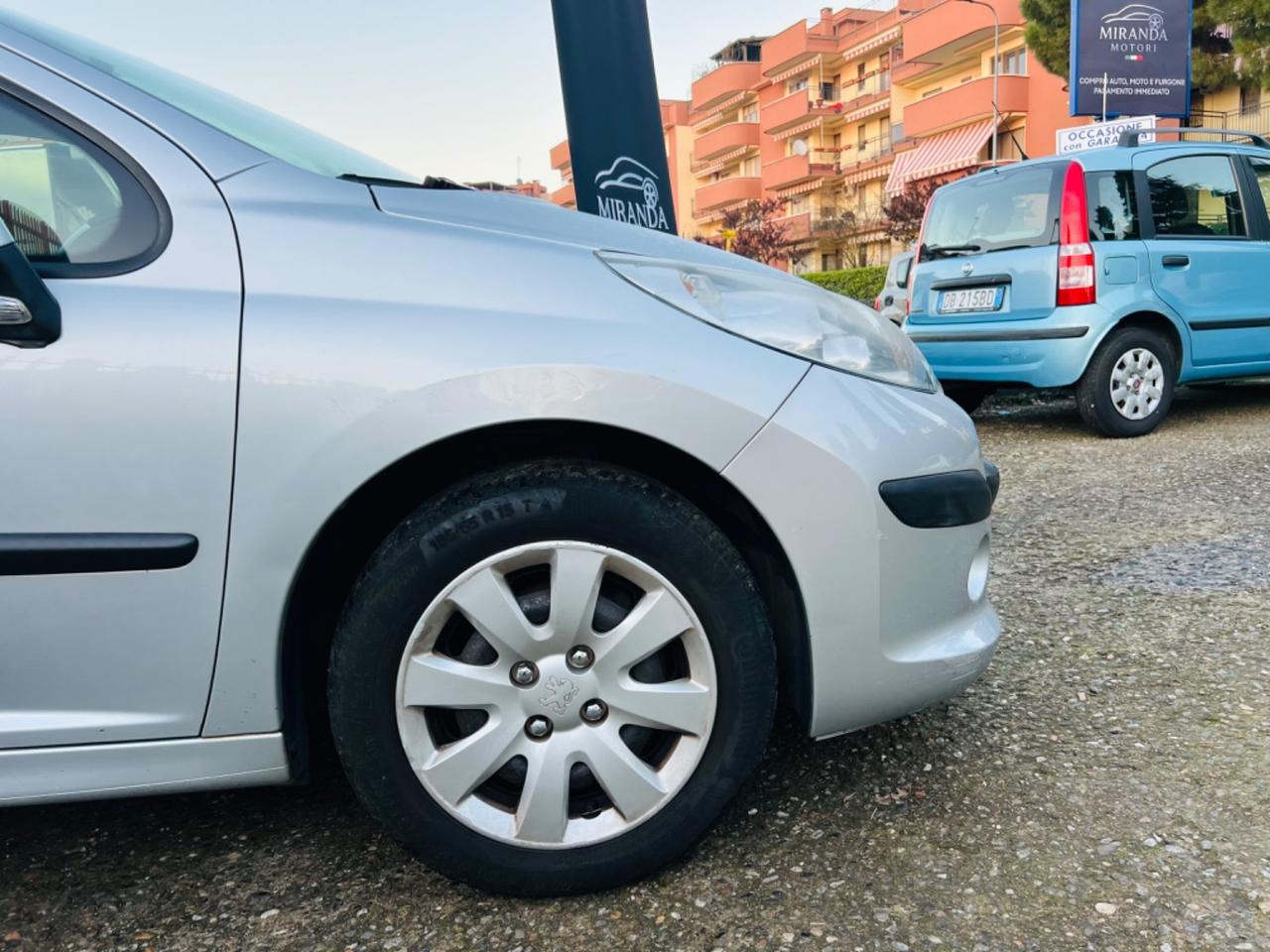 Peugeot 207 1.4 88CV 5p. XS