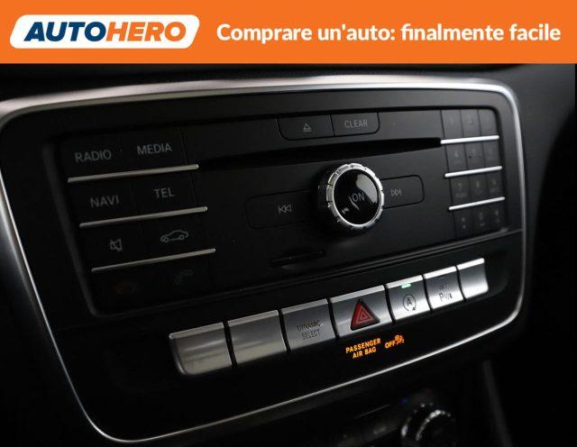 MERCEDES-BENZ GLA 200 Premium