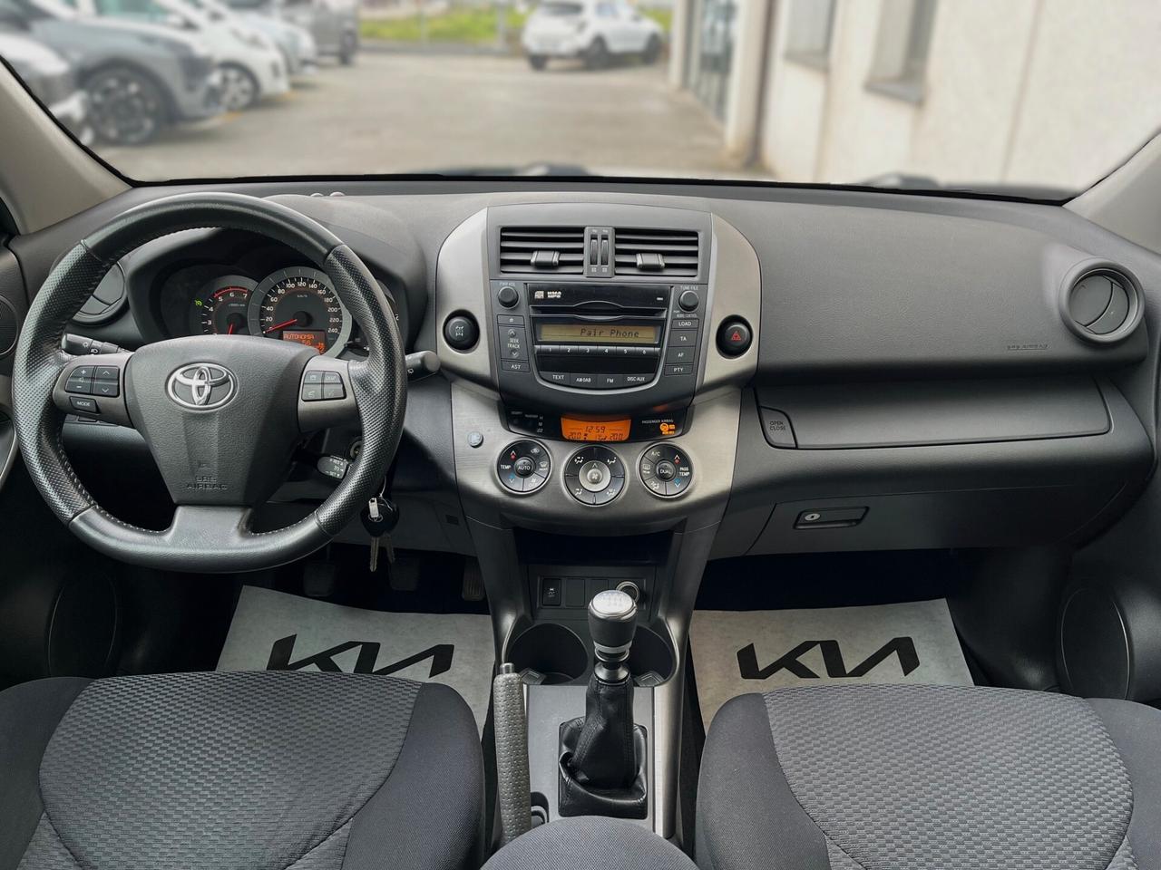 Toyota RAV 4 RAV4 2.2 D-4D 150 CV DPF Sol