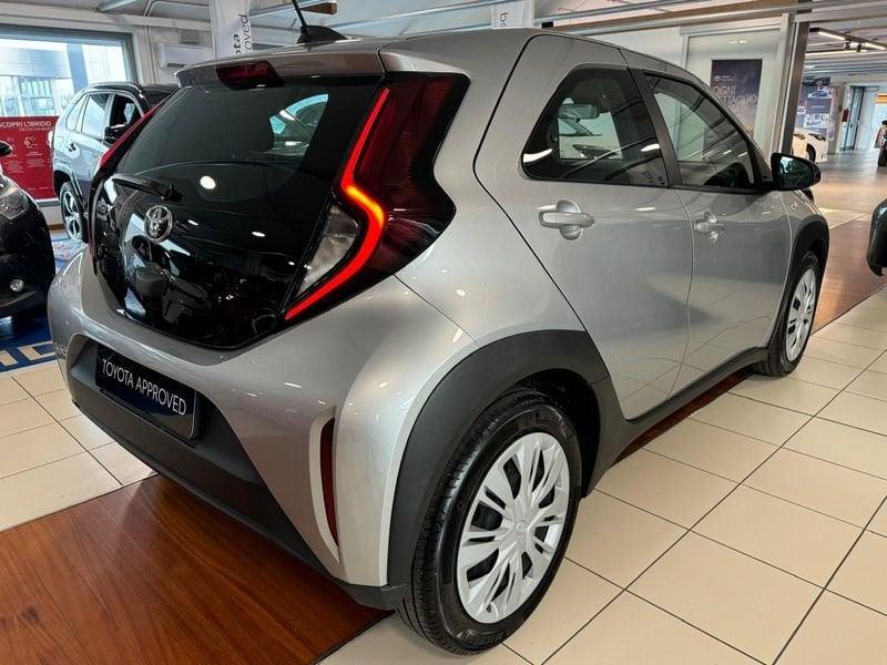 Toyota Aygo X 1.0B (72 CV) Active