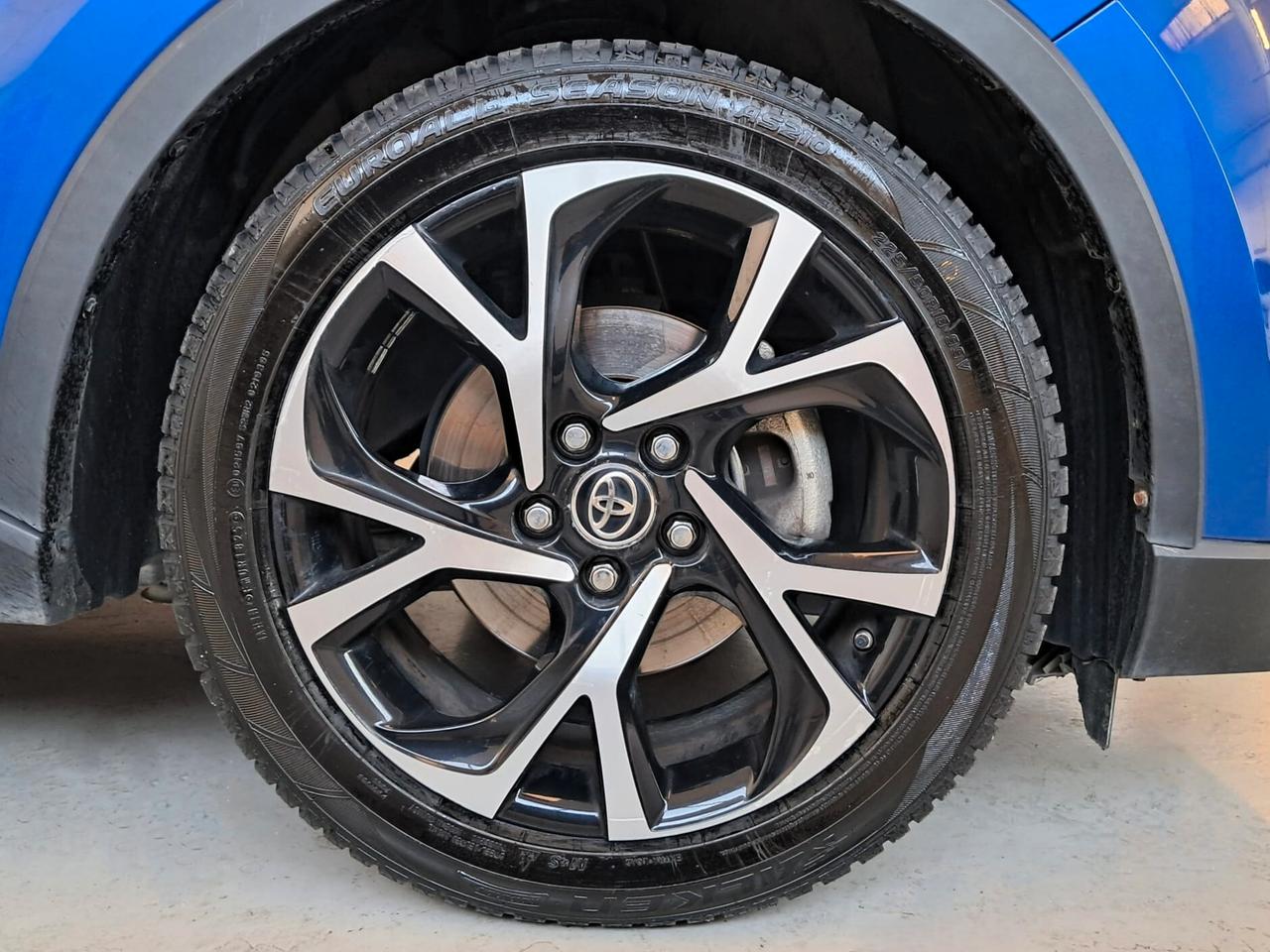 Toyota C-HR 1.8 Hybrid E-CVT Style