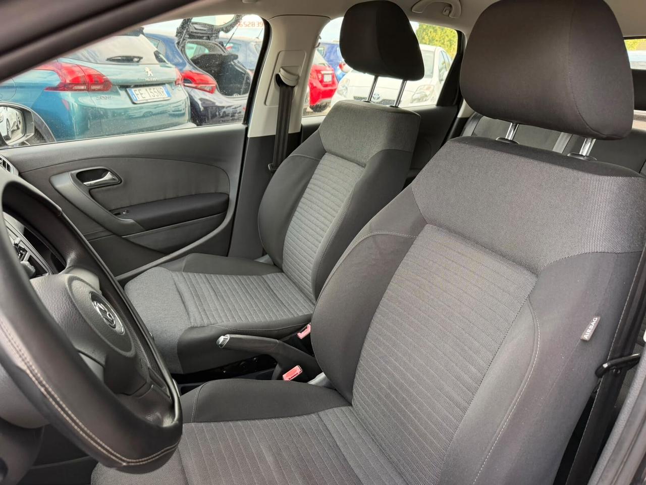 Volkswagen Polo 1.6 GPL Neopatentati