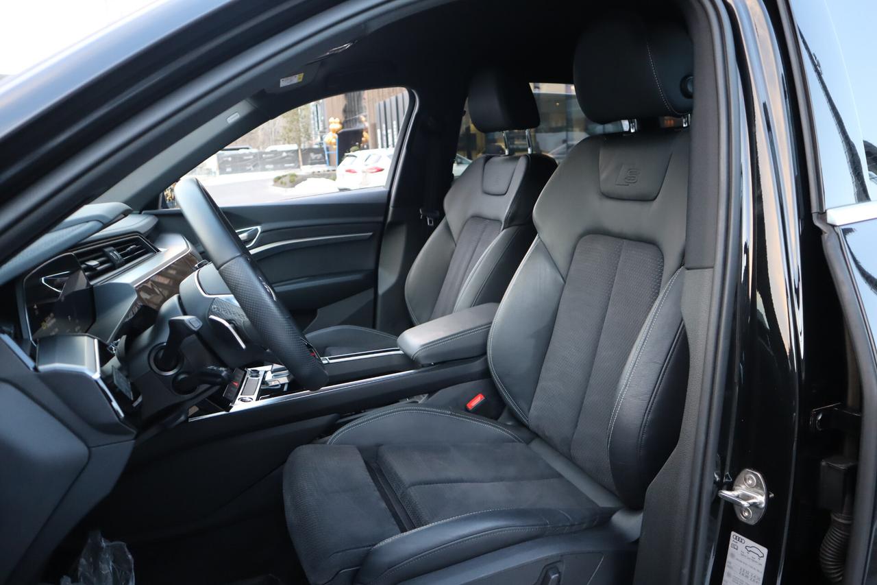 Audi e-tron E TRON 55 QUATTRO S-LINE MATRIX HEAD UP