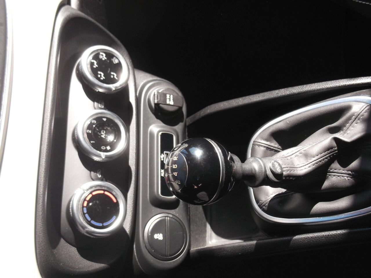 Fiat 500L Wagon 0.9 TwinAir Turbo Natural Power Lounge - 30