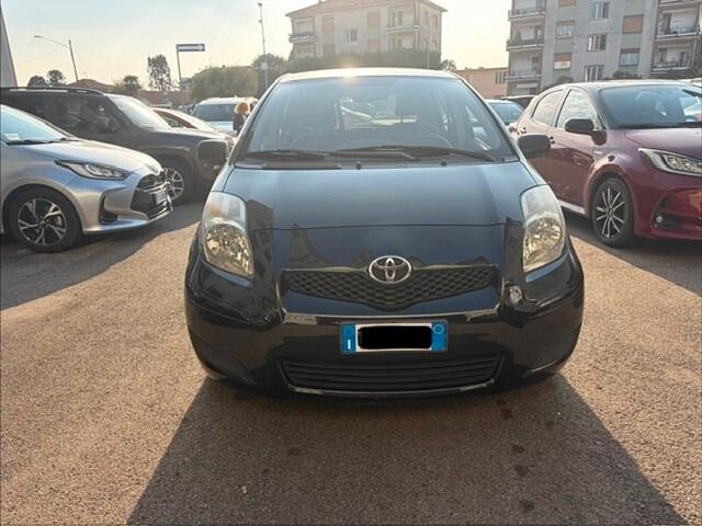 Toyota Yaris 1.3 5 porte NEOPATENTATI