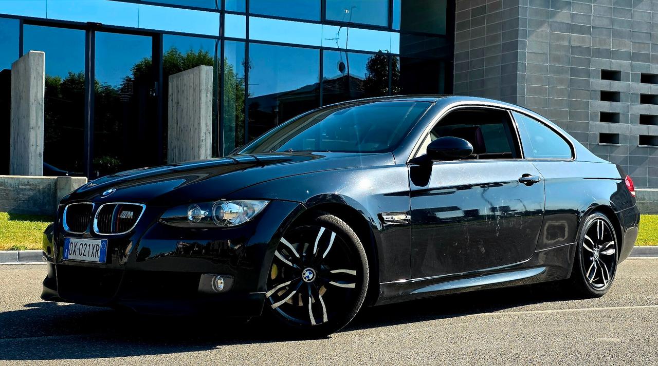 Bmw 320d E92 coupè Interni pelle rosso