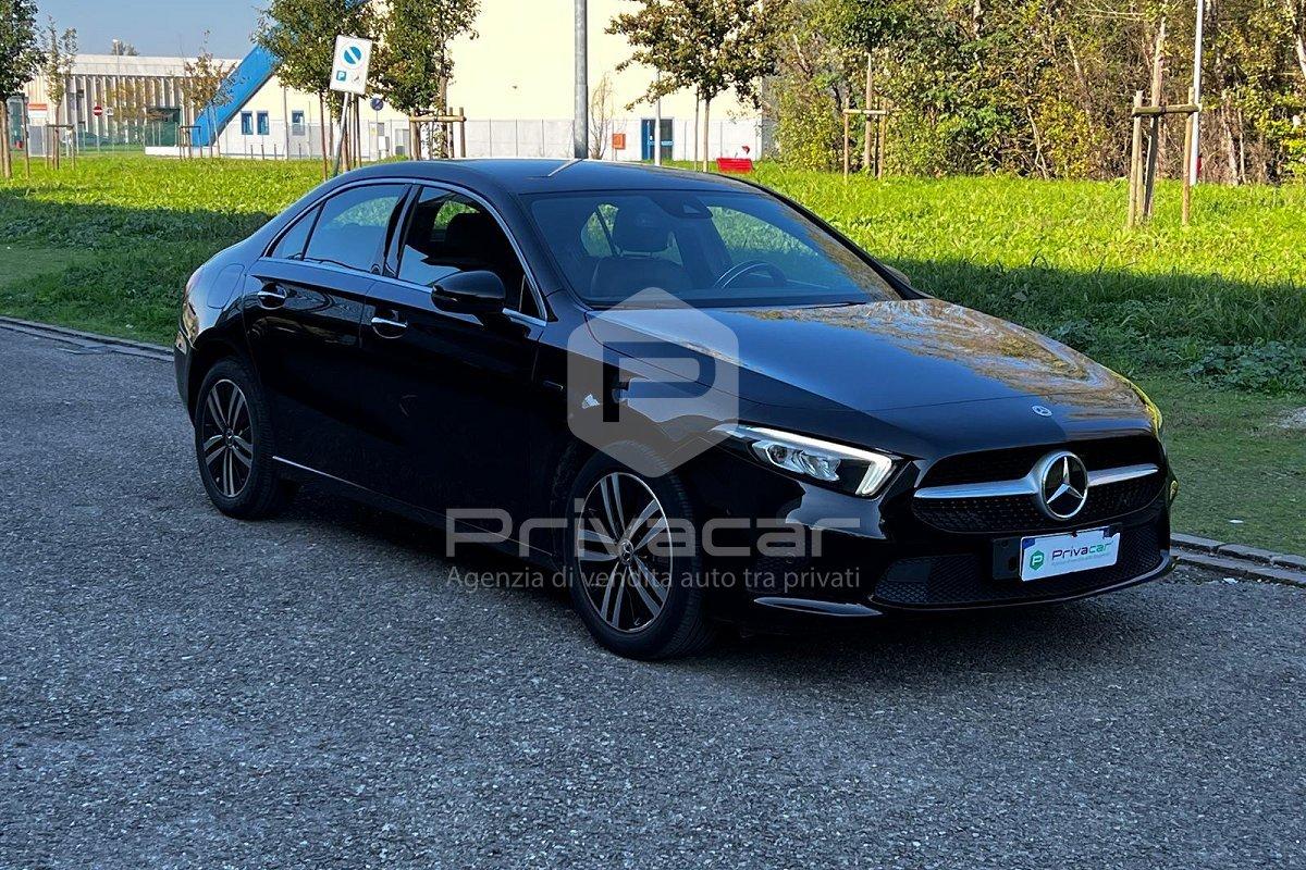 MERCEDES A 250 e Plug-in hybrid Automatica 4p. Sport