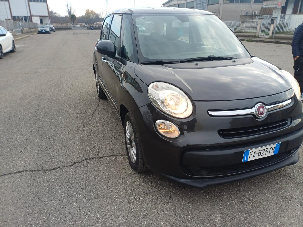 Fiat 500L 1.6 Multijet 105 CV Lounge (77 kw)