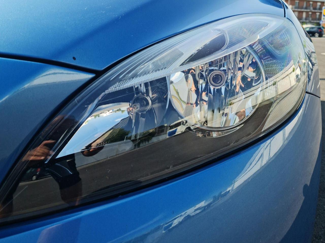 Volvo V40 KINETIC #6087