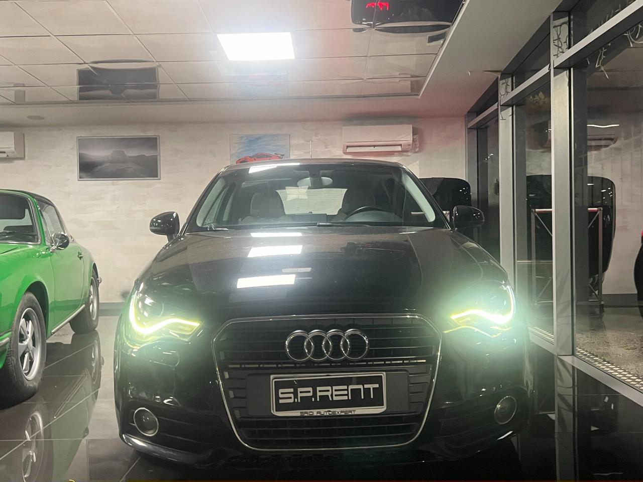 Audi A1 1.4 TFSI S tronic Ambition122 CV 3/PORTE /SEDILI SPORTIVI IN PELLE CREMA/SERVICE BOOK