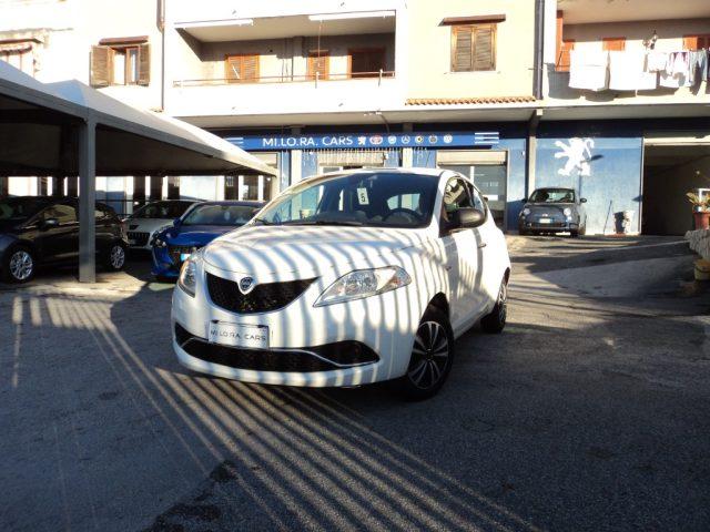 LANCIA Ypsilon 1.2 69 CV 5 porte Gold