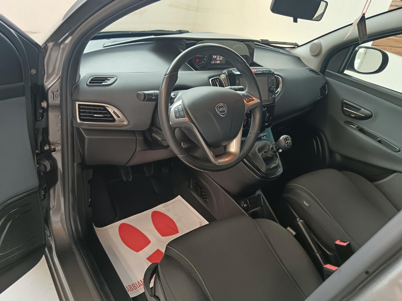 Lancia Ypsilon 1.0 FireFly 5 porte S&S Hybrid Ecochic Gold PREZZO REALE