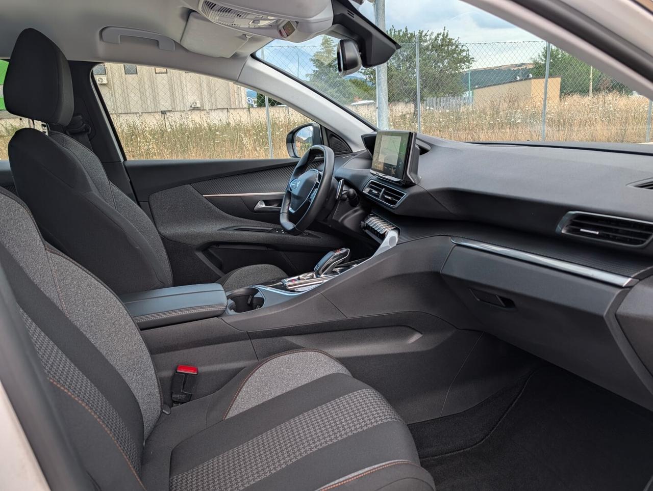 Peugeot 3008 BlueHDi 130 S&S EAT8 Active