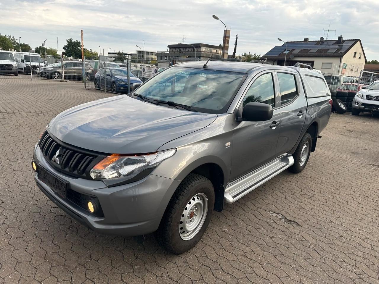 Mitsubishi L200 2.4 DI-D/154CV Double Cab Invite
