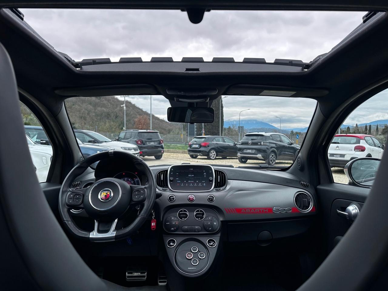 Abarth 595 1.4 T-Jet 165CV + TETTO e CARPLAY