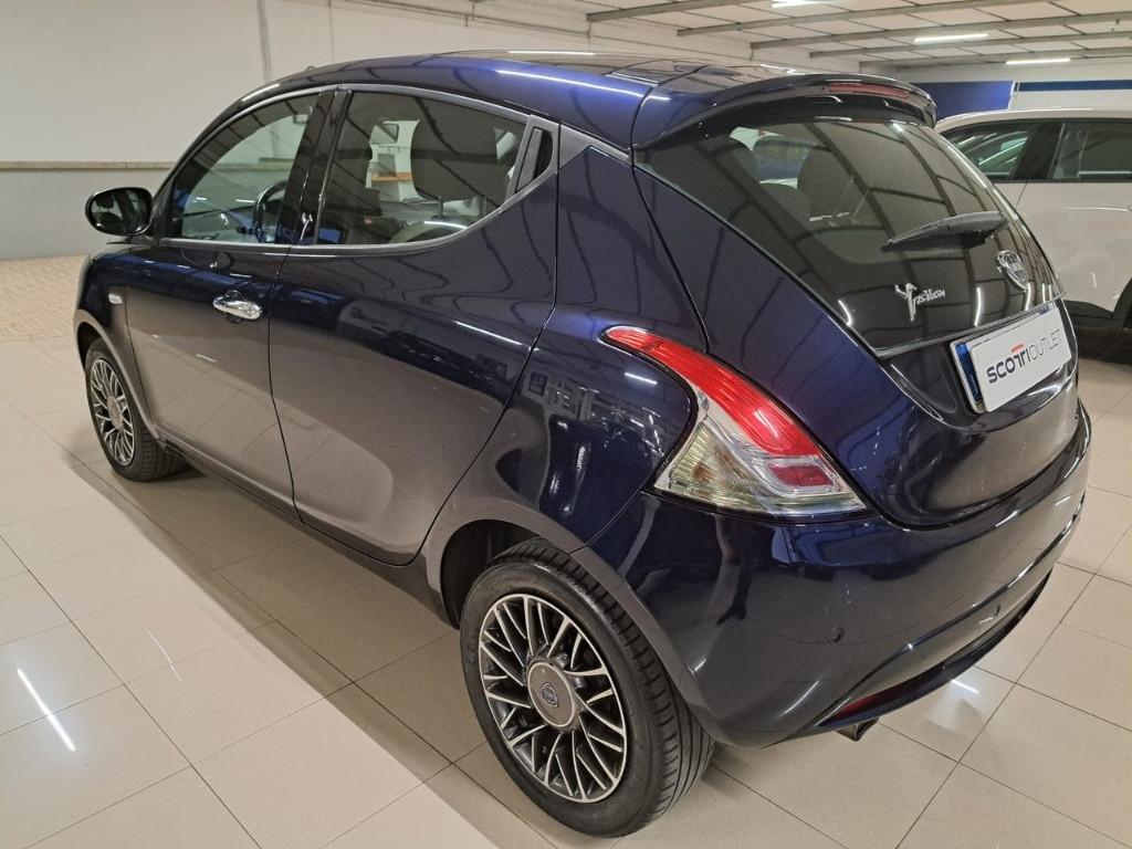 LANCIA Ypsilon III 2015 - Ypsilon 1.2 Gold 69cv