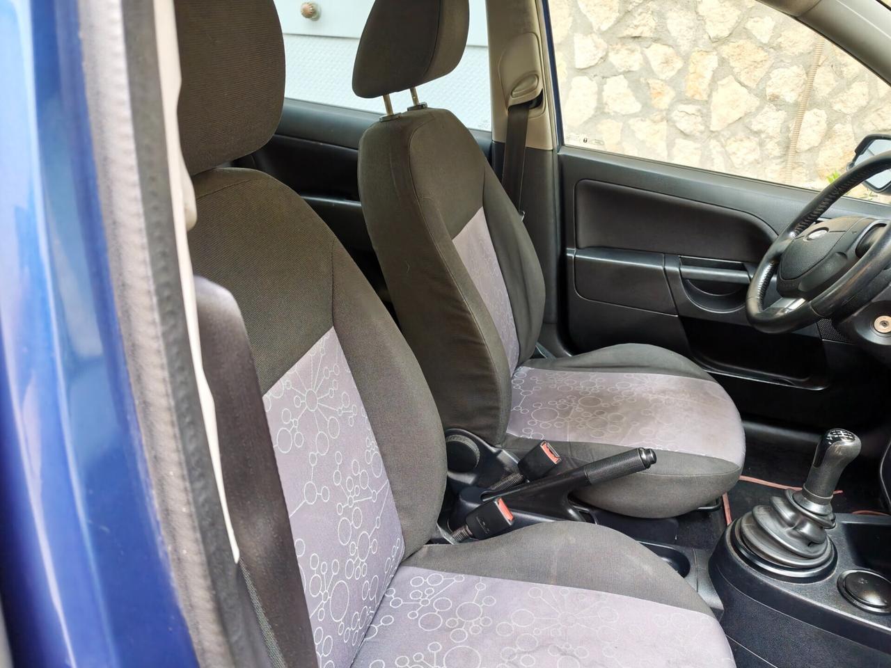 Ford Fiesta 1.2 16V 5p. Ghia