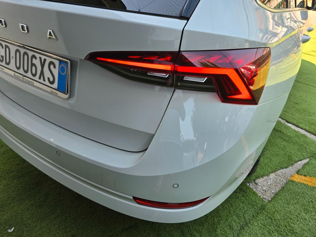 Skoda Octavia 2.0TDI 150CV DSG Executive -2021