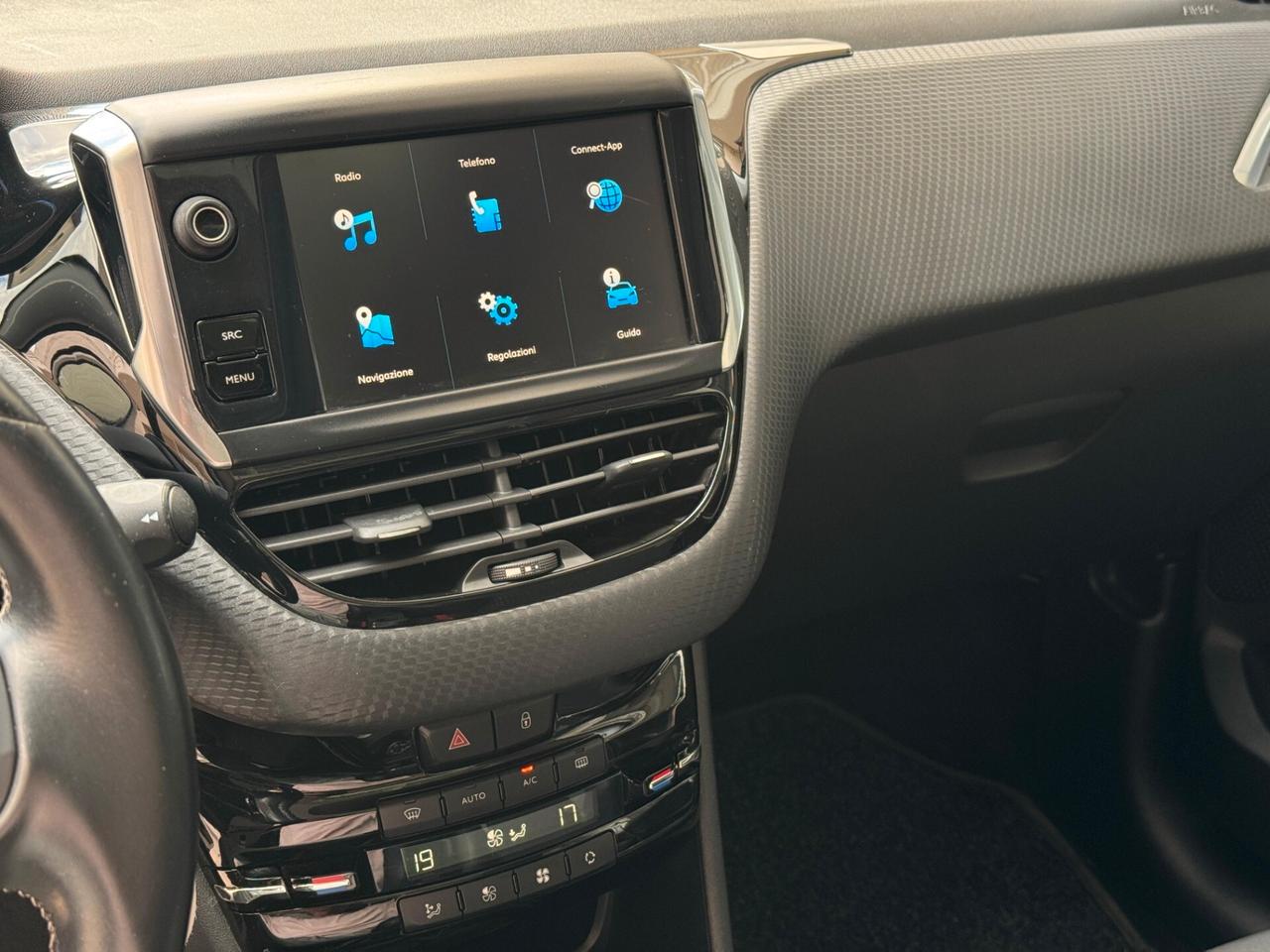 Peugeot 2008 PureTech 110 cv EAT6 S&S Allure