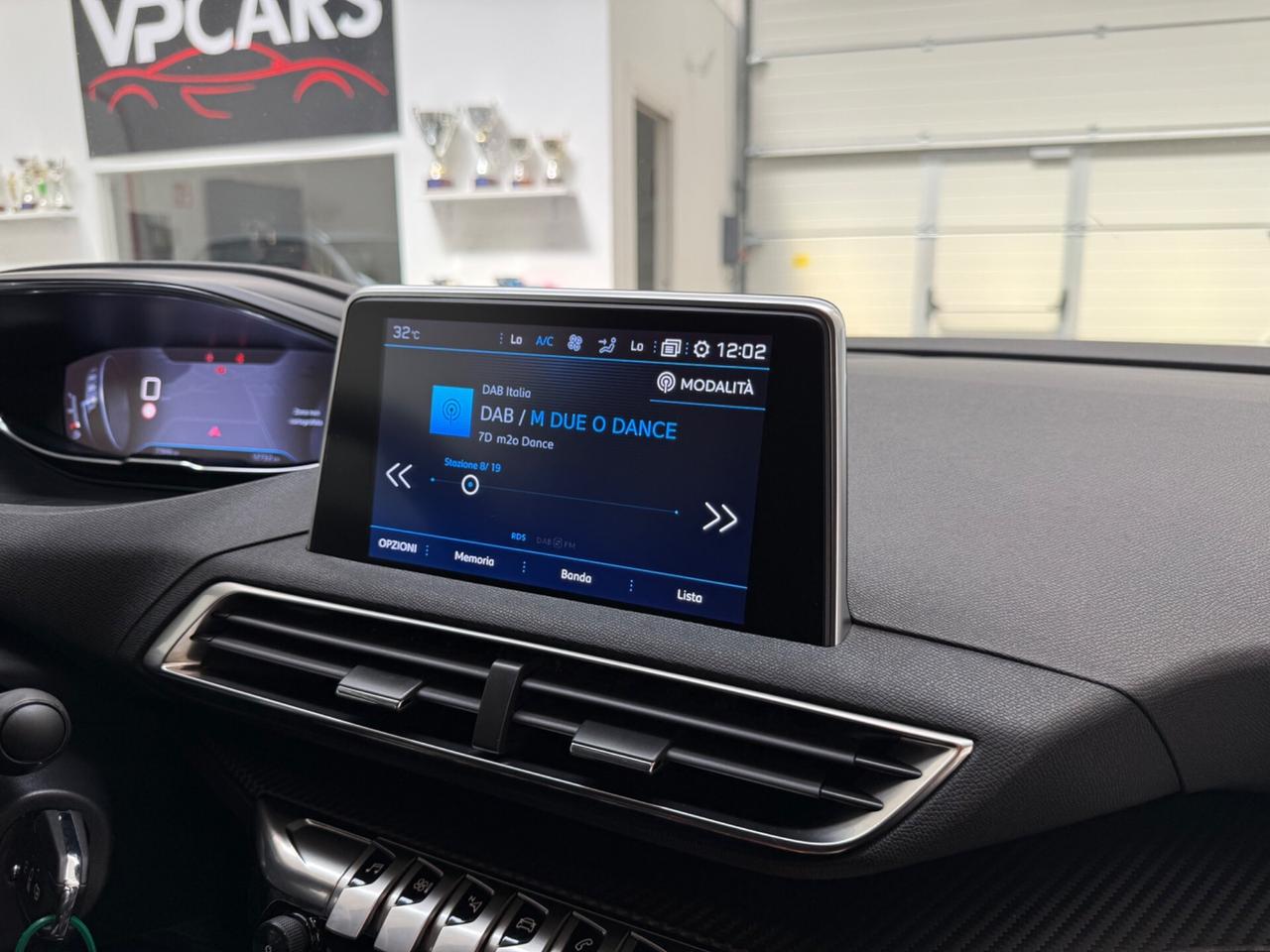 Peugeot 3008 PureTech Turbo 130 S&S EAT8 Active