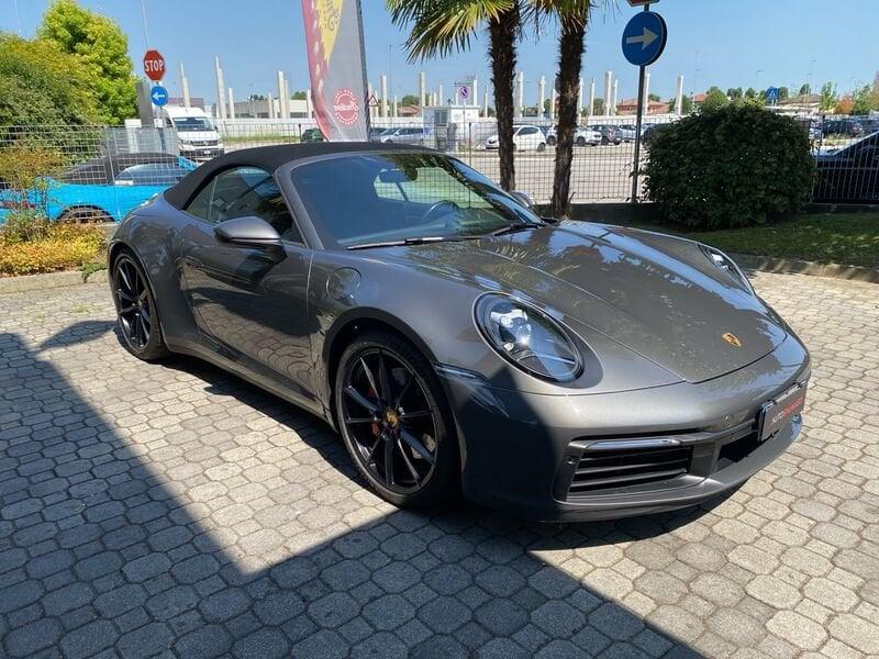 Porsche 911 992 Carrera 4S Cabriolet (992.1)