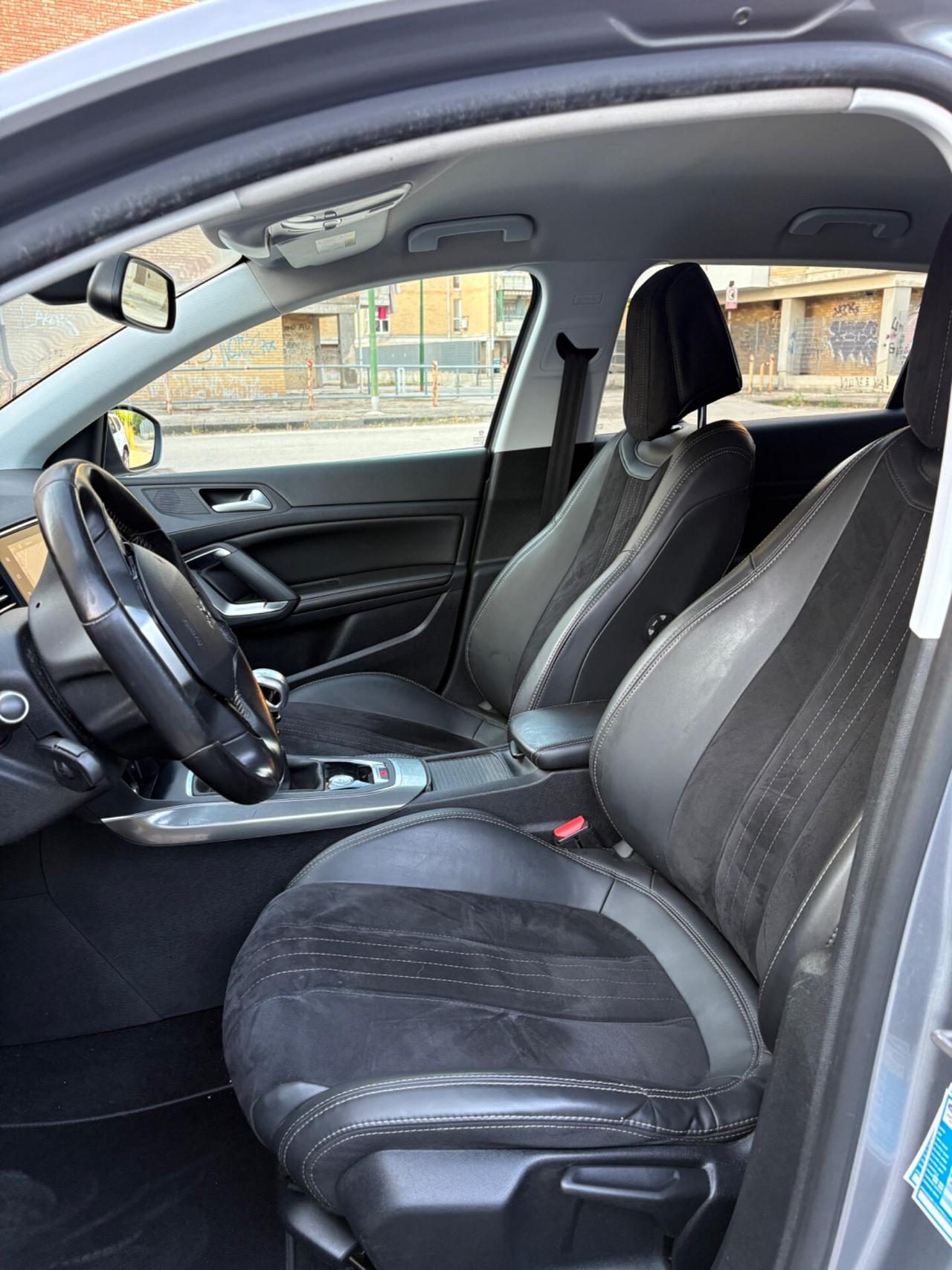 Peugeot 308 BlueHDi 1.6 120cv berlina