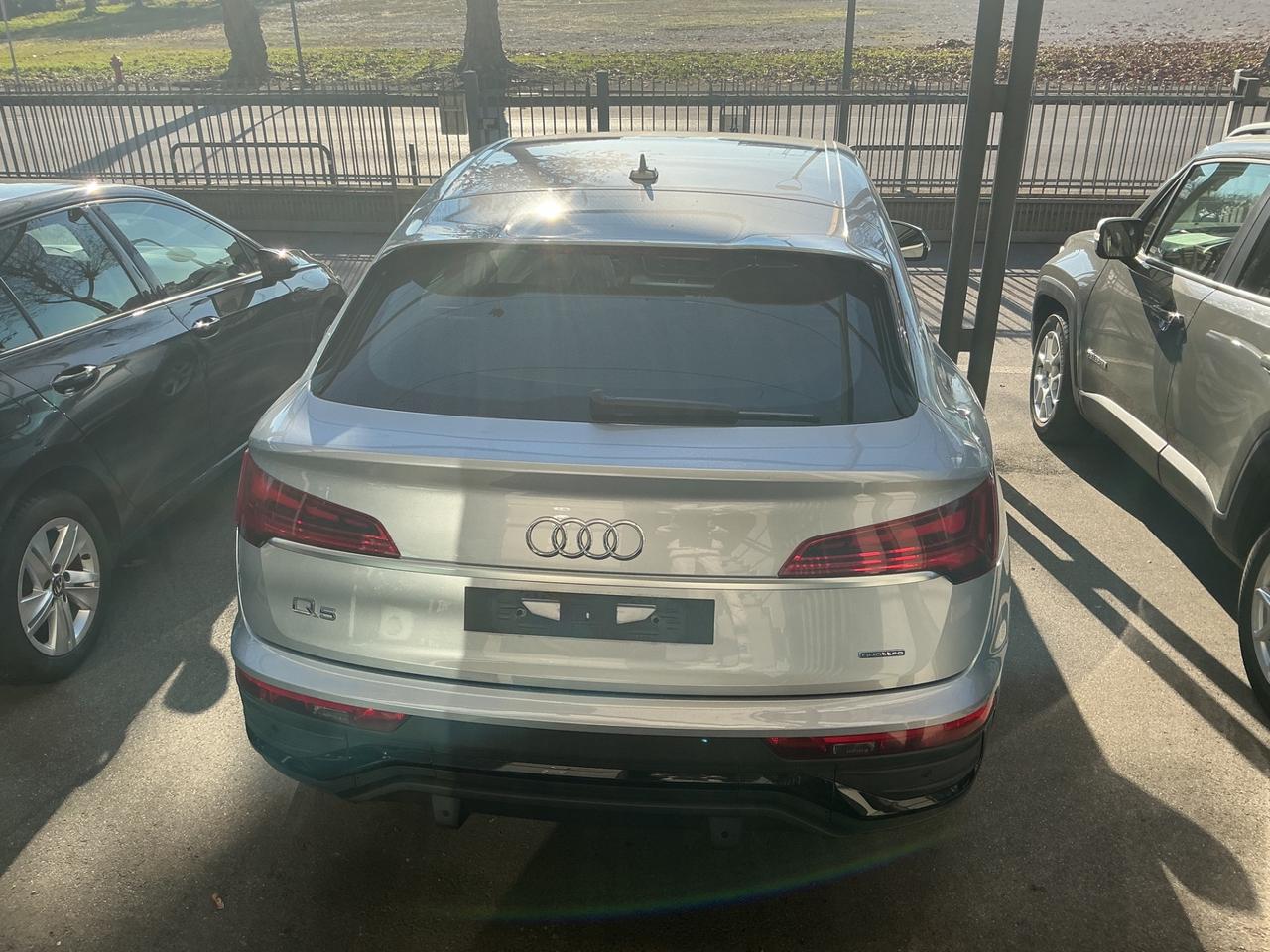 Audi Q5 SPB 40 TDI quattro S tronic Business Advanced-TRAZIONE INTEGRALE