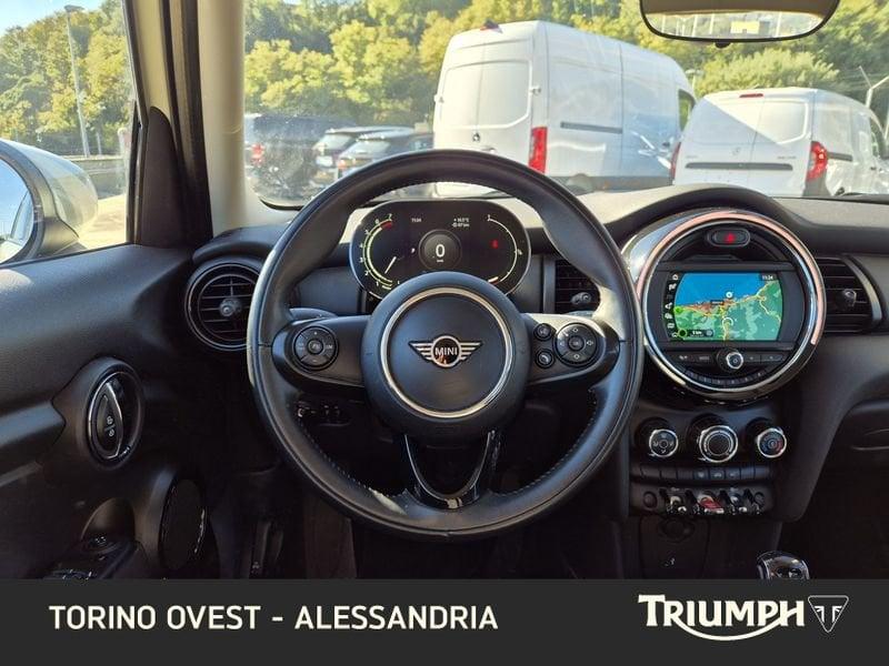 MINI Mini 5 porte Mini 5p 1.5 One Baker Street 102cv auto