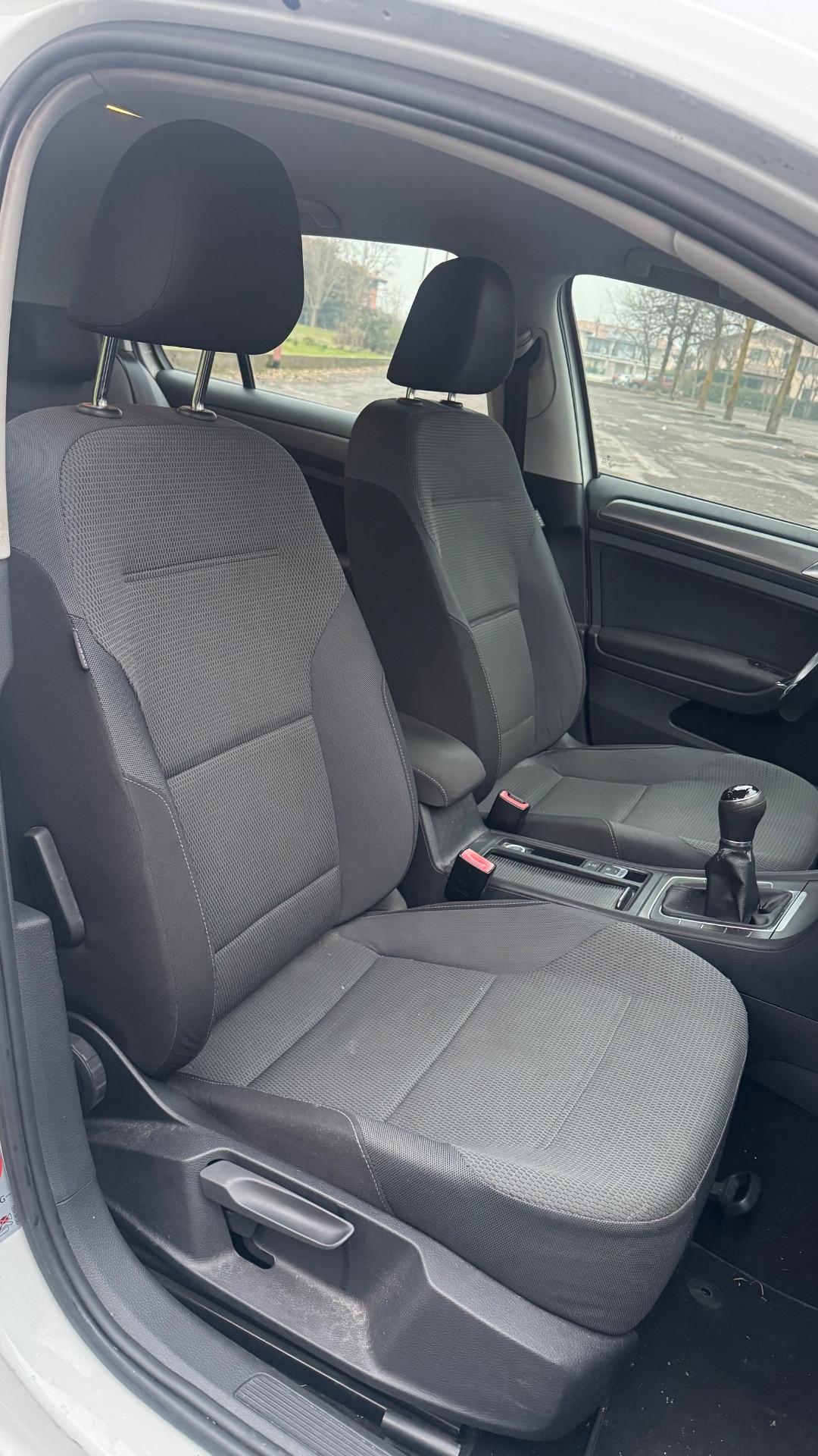 Volkswagen Golf 1.2 TSI