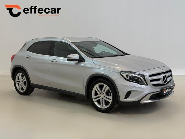 MERCEDES-BENZ GLA 220 d Automatic 4Matic Premium