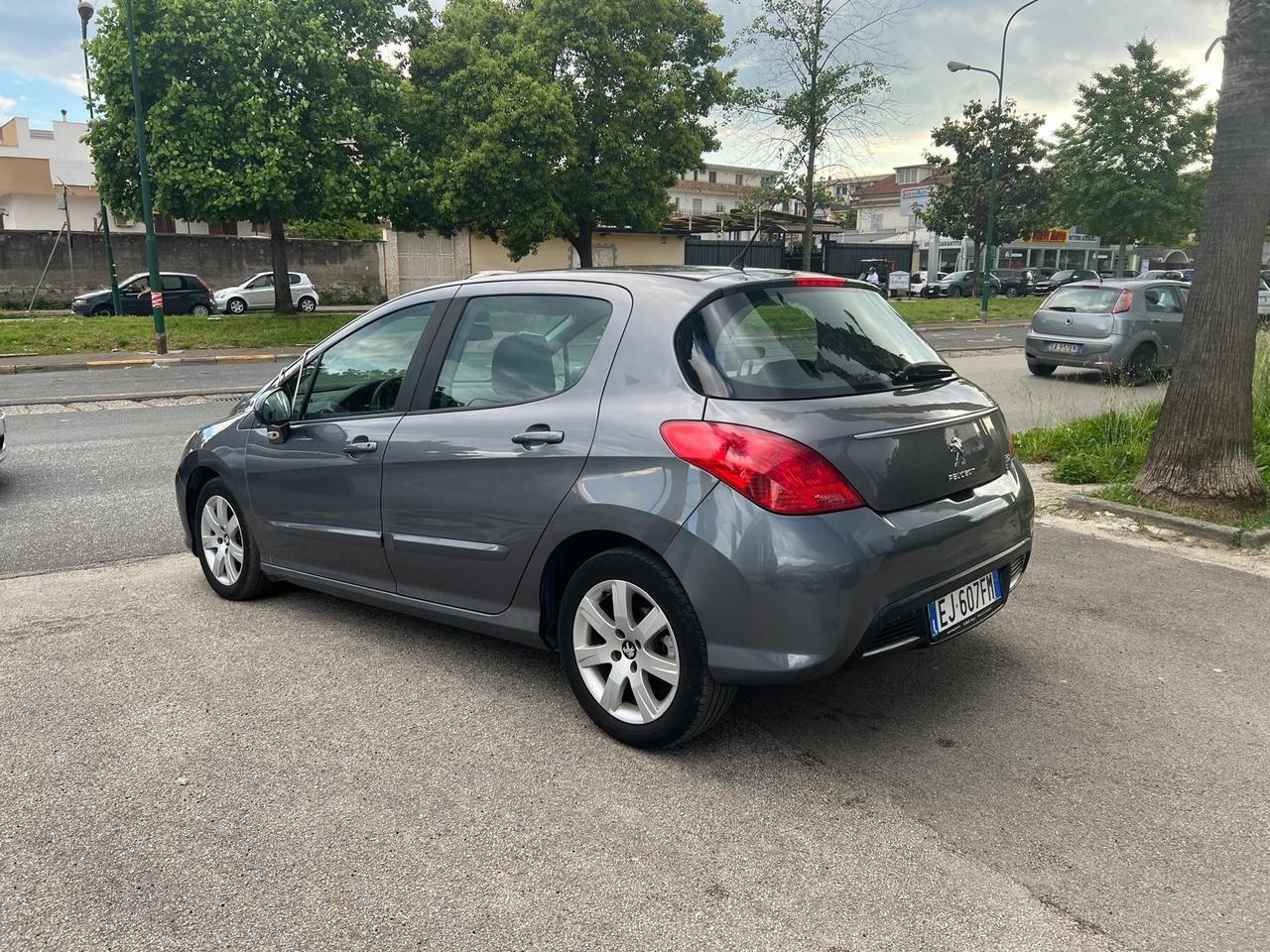 Peugeot 308 1.6 8V e-HDi 112CV 82 KW Stop&Start 5p. Allure