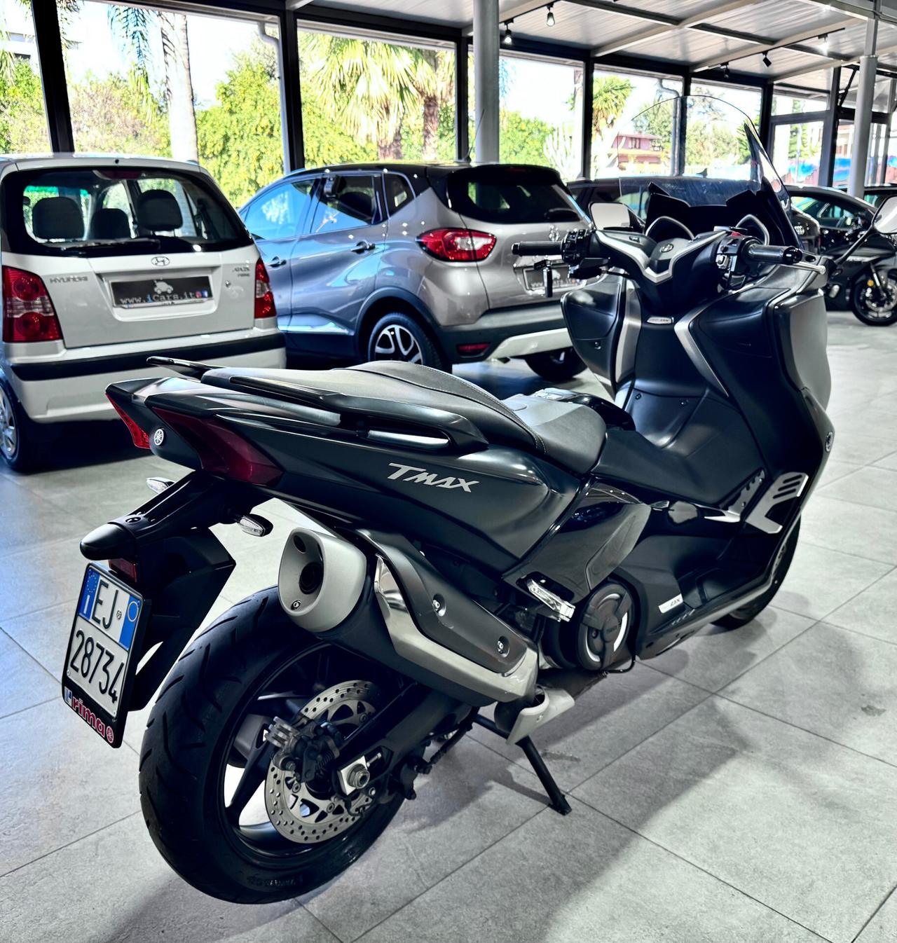 Yamaha T Max 530 DX "12.000 KM"