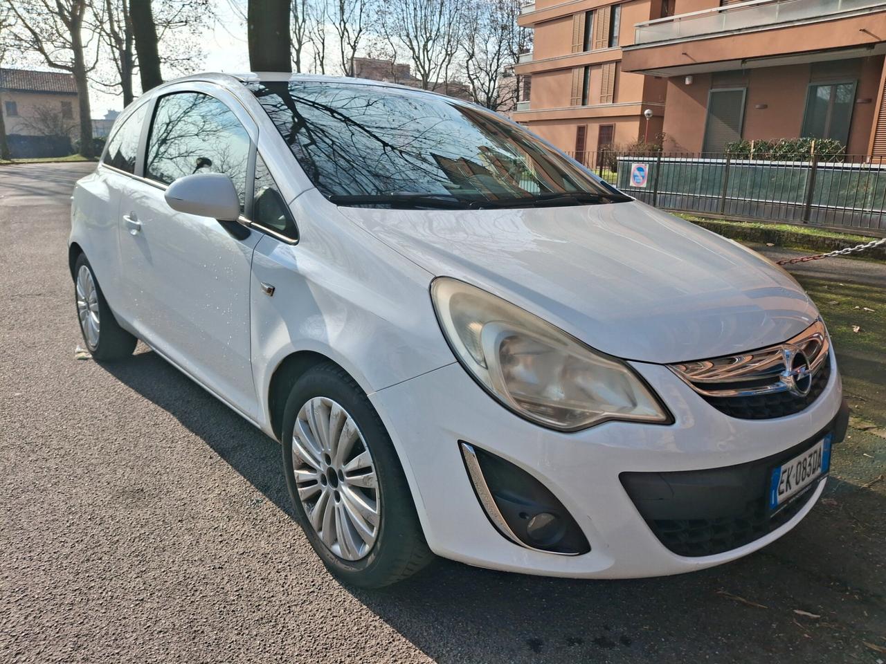 Opel Corsa 1.2 80CV 3 porte GPL-TECH Club benzina