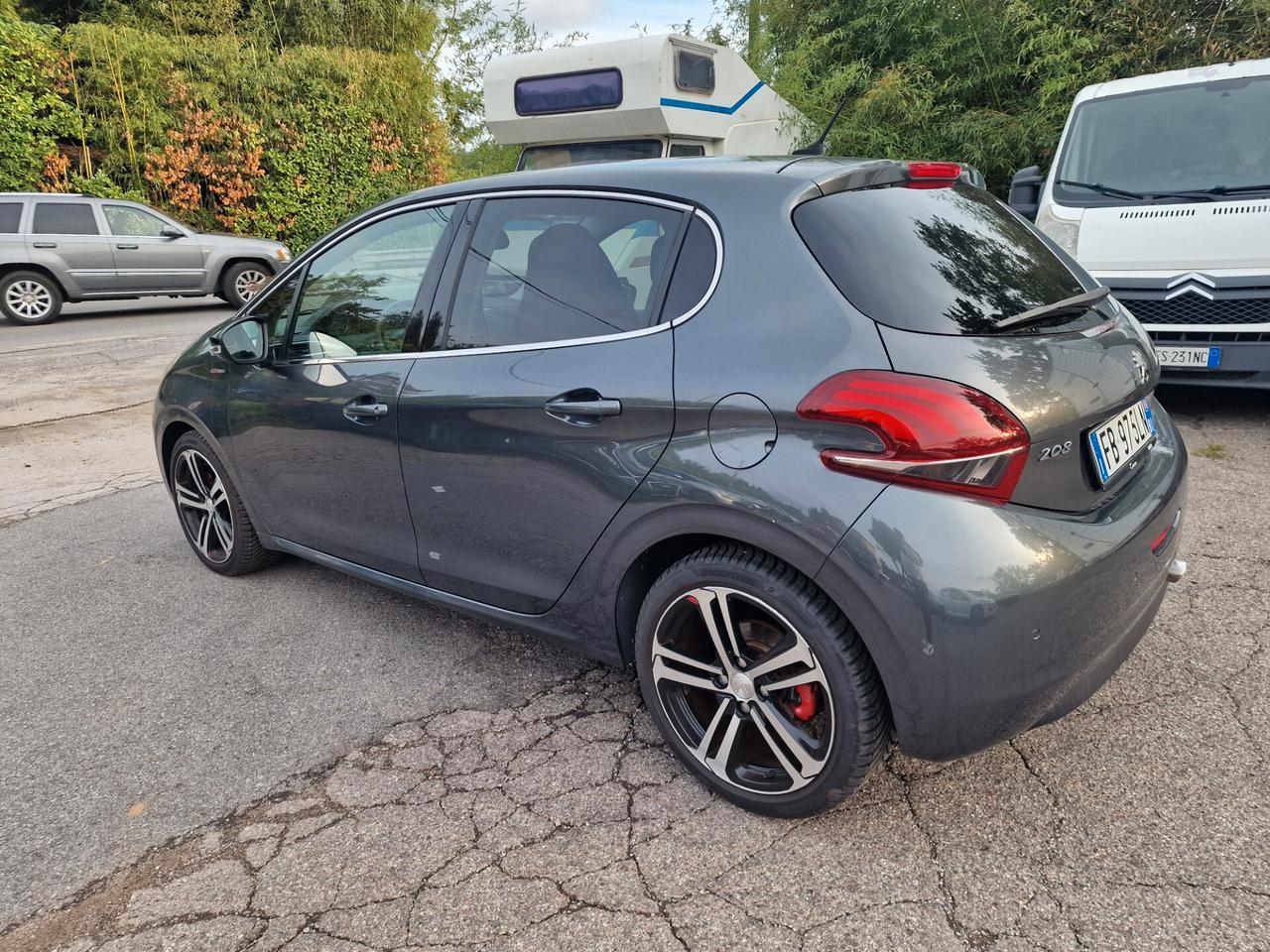Peugeot 208 Gt line