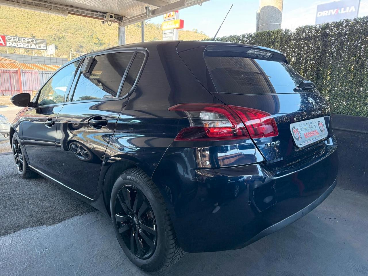 Peugeot 308 BlueHDi 130 S&S Business