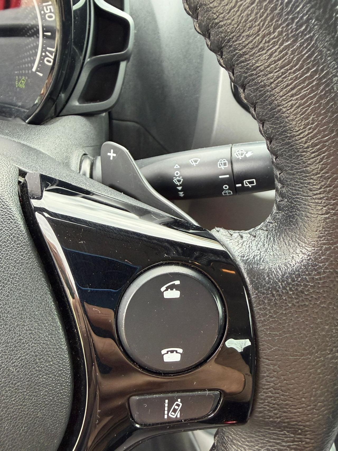 Toyota Aygo 1.0 AUTOMATICA 72 CV 5 porte x-play MMT