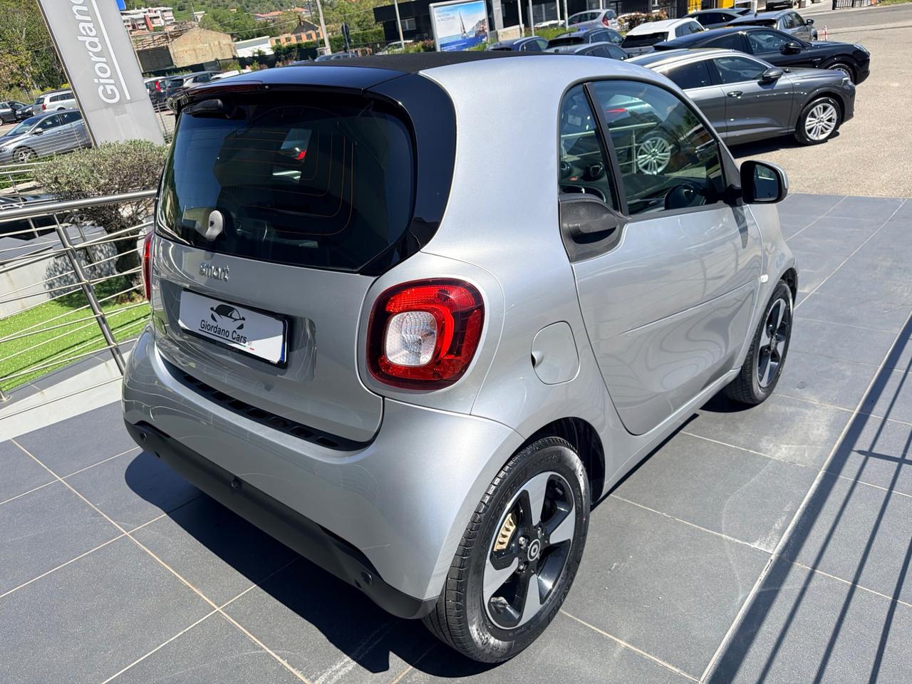 Smart ForTwo EQ Passion uff Mercedes in garanzia