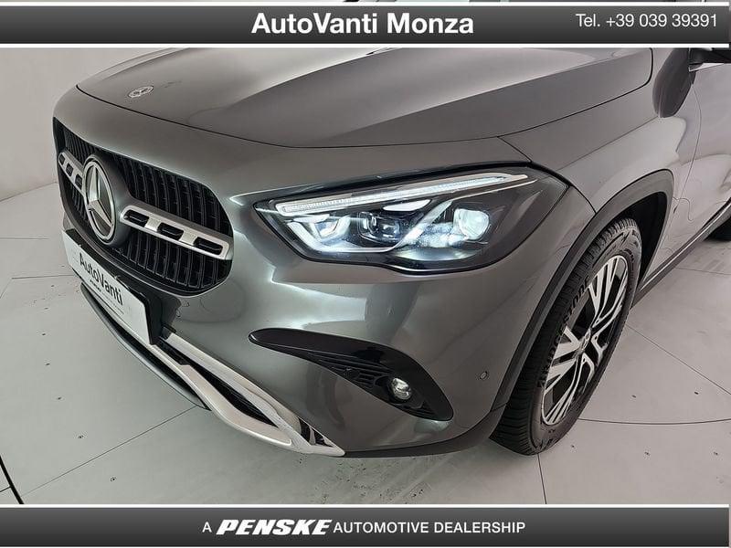 Mercedes-Benz GLA MERCEDES 200 D 4MATIC ADVANCED