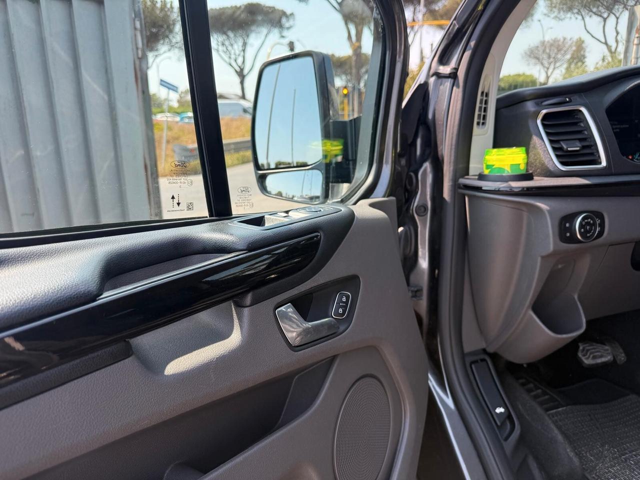 Ford Tourneo Custom 320 2.0 EcoBlue 170CV aut. PC Sport