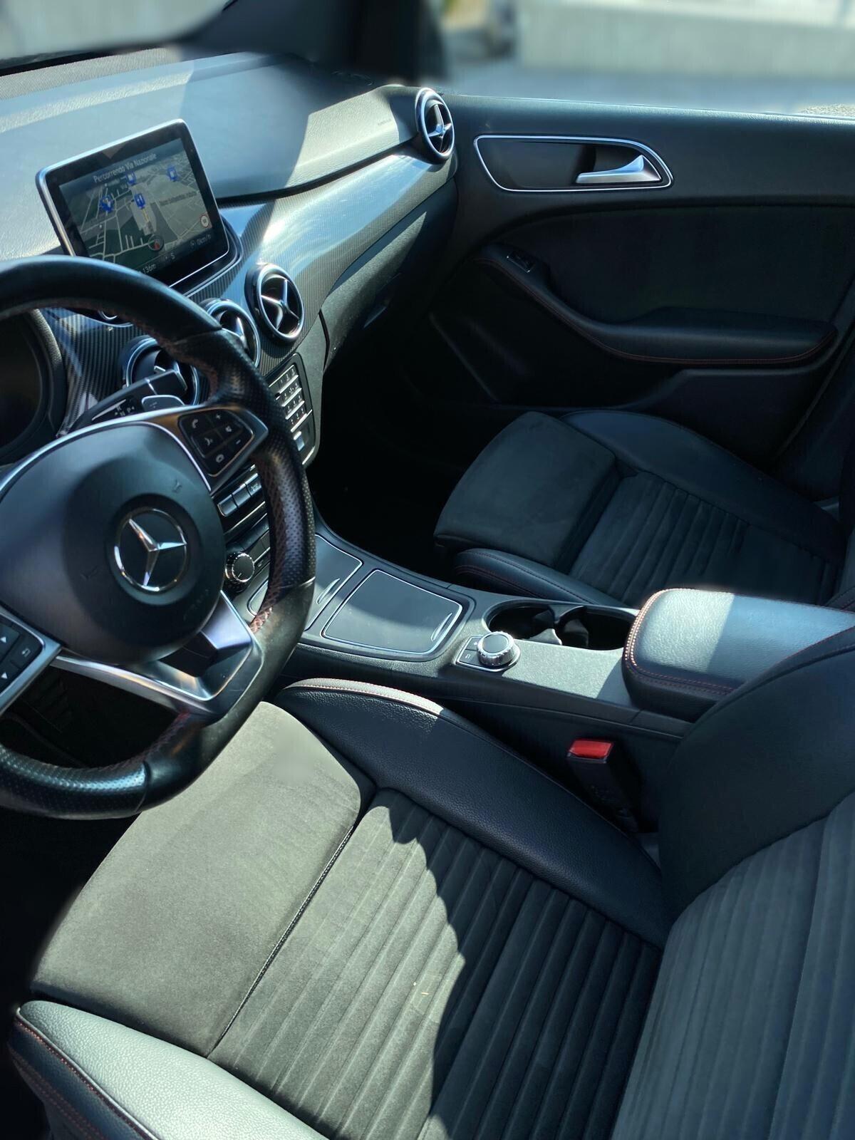 Mercedes-benz B 200 d PREMIUM AMG Automatica Cambi