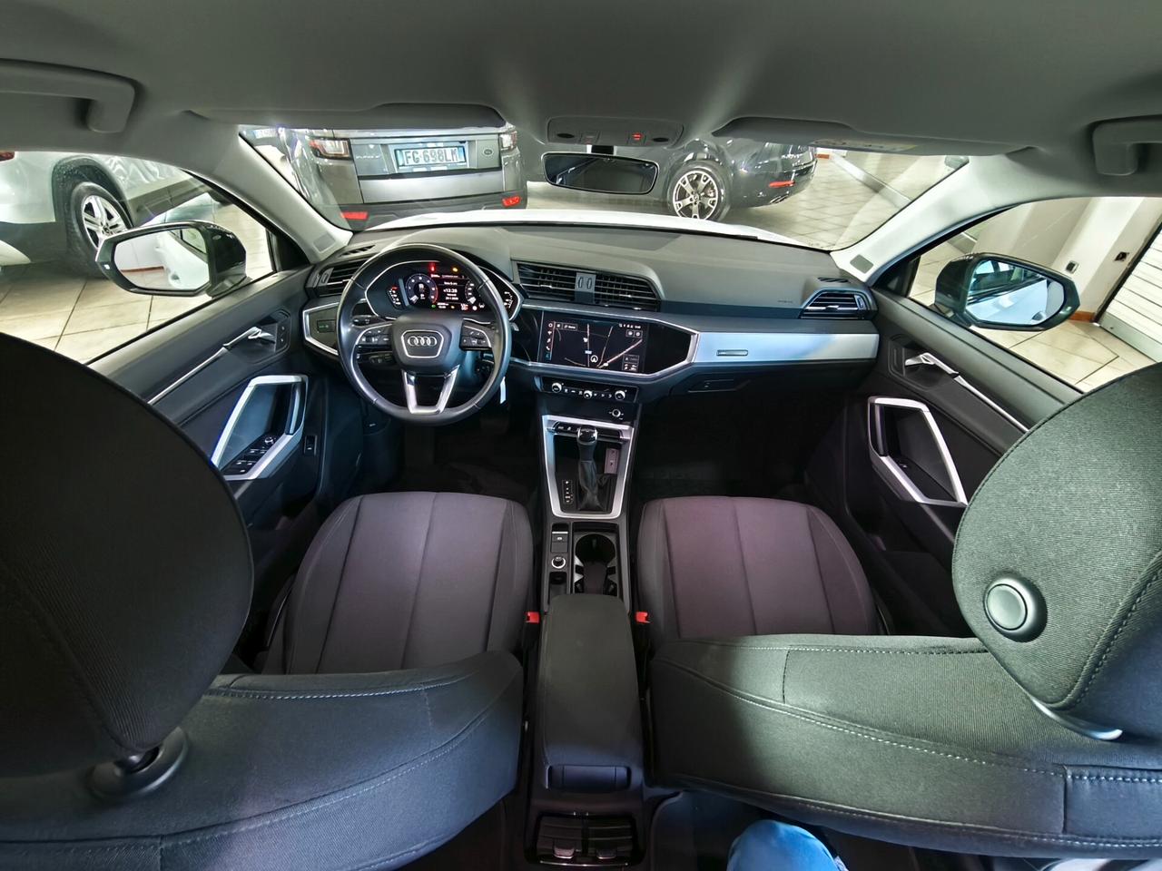 Audi Q3 35 TDI S tronic Business Advanced