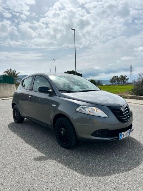 Lancia Ypsilon 1.2 69 CV 5 porte GPL Ecochic Platinum