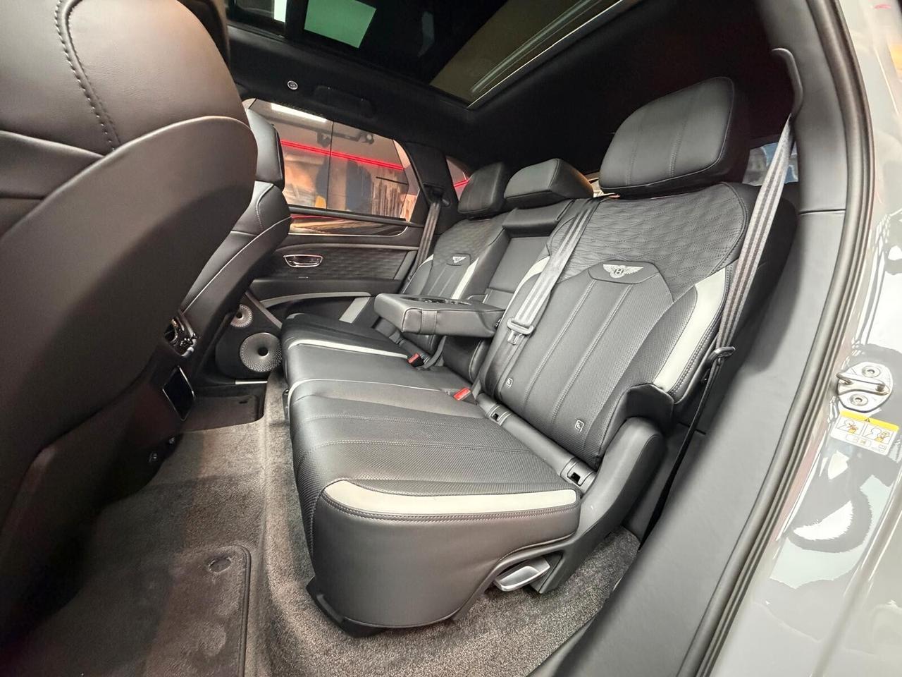 Bentley Bentayga Hybrid