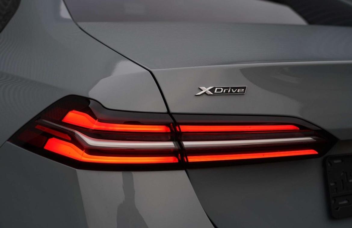 Bmw 520 X DRIVE AUTO A NOLEGGIO