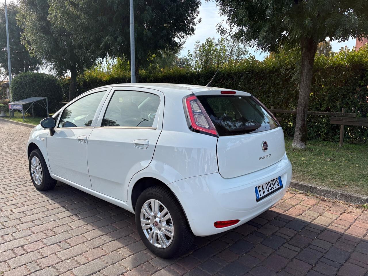Fiat Punto 1.4 8V 5 porte Natural Power Lounge