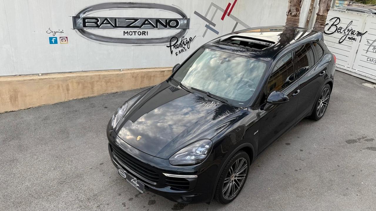 PORSCHE CAYENNE 3.0 DIESEL 2016 PLATINUM EDITION