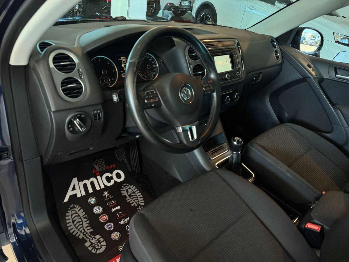 VOLKSWAGEN Tiguan 2.0 TDI 110 CV Sport & Style
