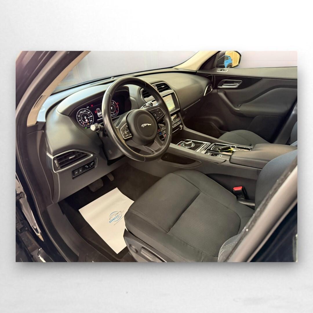 Jaguar F-Pace 2.0 D 180 CV AWD aut. Pure